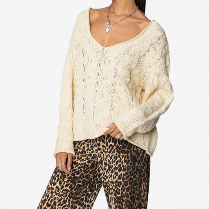 Myriam™ Maglione ha lavorato una maglia accogliente